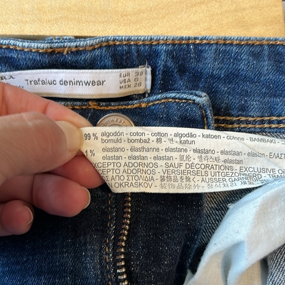 ZARA distressed zip hem jeans - Picture 11 of 11